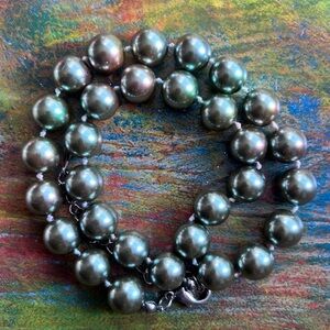 Pearl Necklace Dark Green/blue/grey tone chocker Large Beads